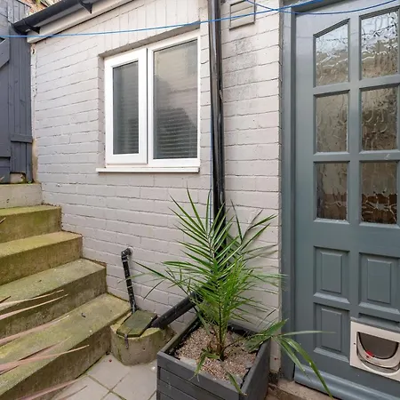 Elvington House Γουίτμπι