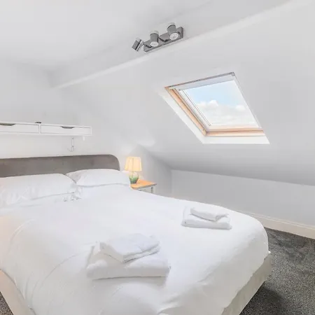 Elvington House Nyaraló *